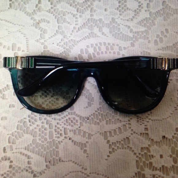 Salvatore Ferragamo Italy SF7605, Teal Sun Glasses main image 2